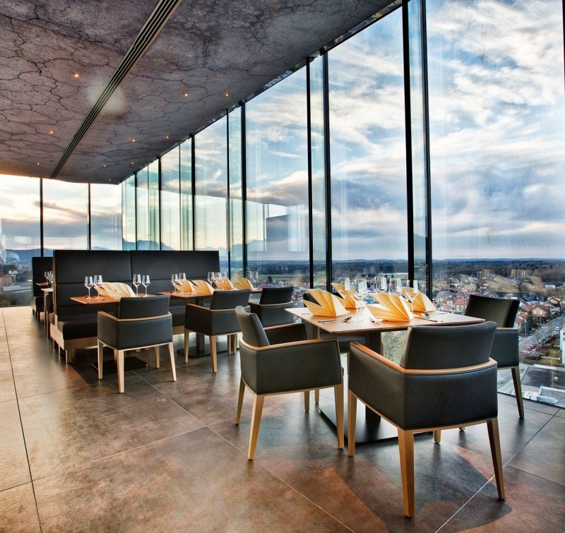 Place COOL MAMA Hotel Salzburg Sky Restaurant Bar