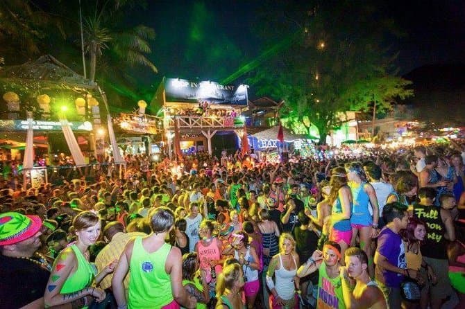 Place Full Moon Party