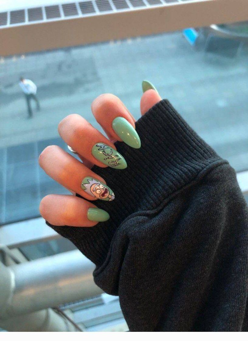 Moda Nails