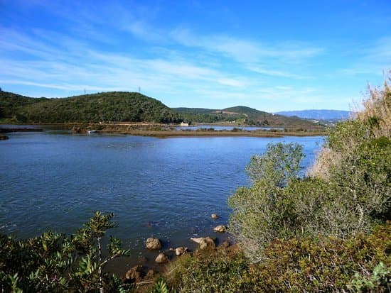 Lugar Barragem Do Arade