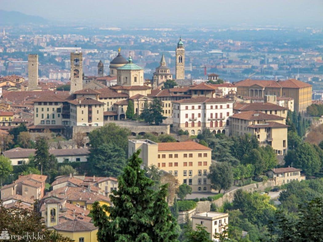 Place Bérgamo