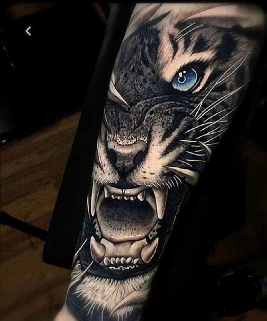 Fashion Tatuagem tigre linda! 💉♠️🤍