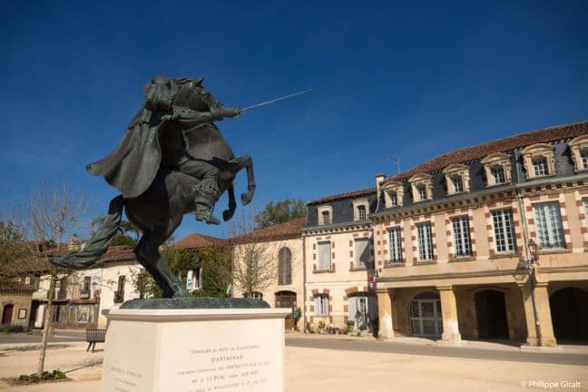 Place Statue D'Artagnan