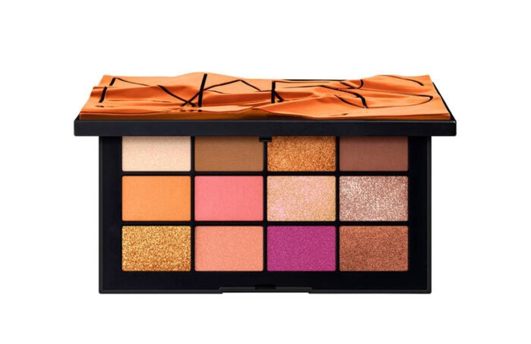 Fashion Nova paleta de sombras Nars 