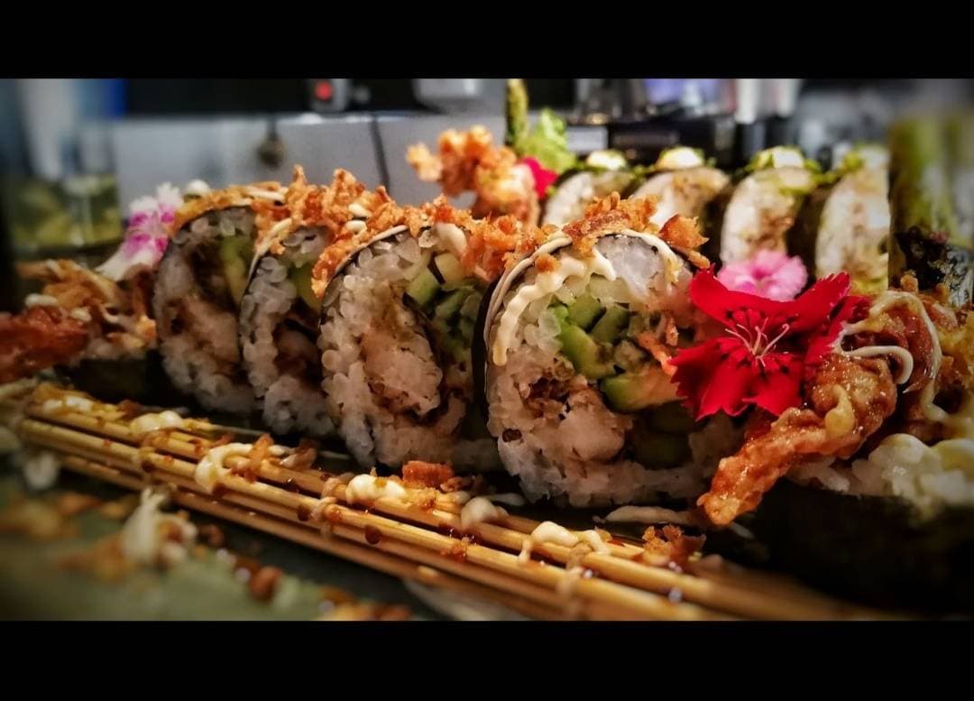 Restaurantes Deba sushi lounge