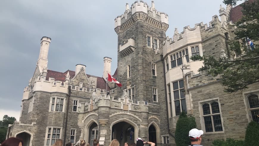 Place Casa Loma