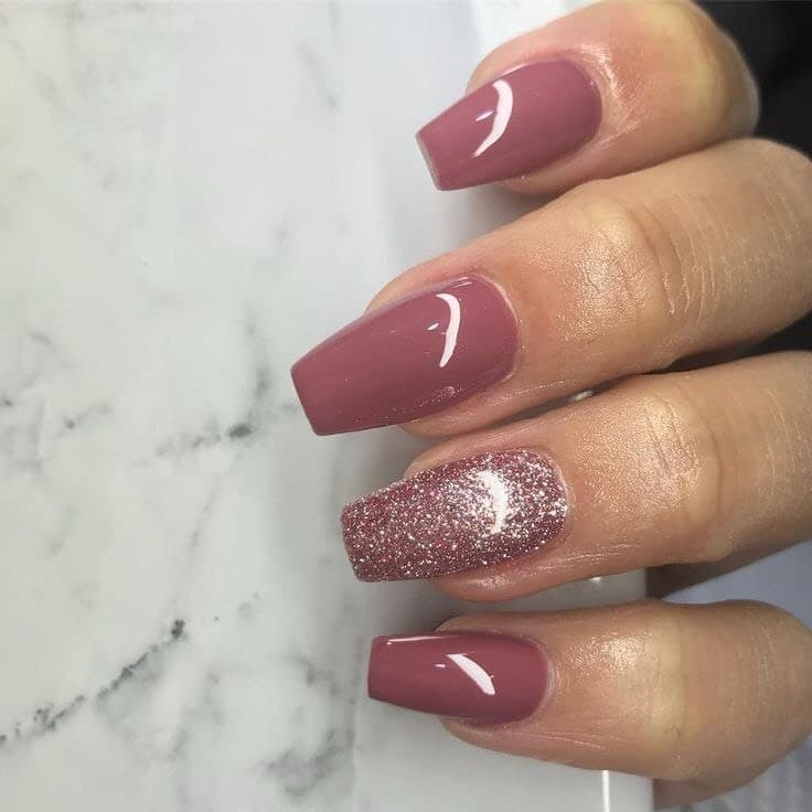 Moda Unhas Rosa Velho com Brilhantes