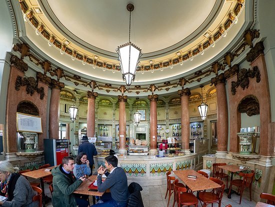 Restaurants Patriarcal - Panificação Reunida de São Roque, Lda.