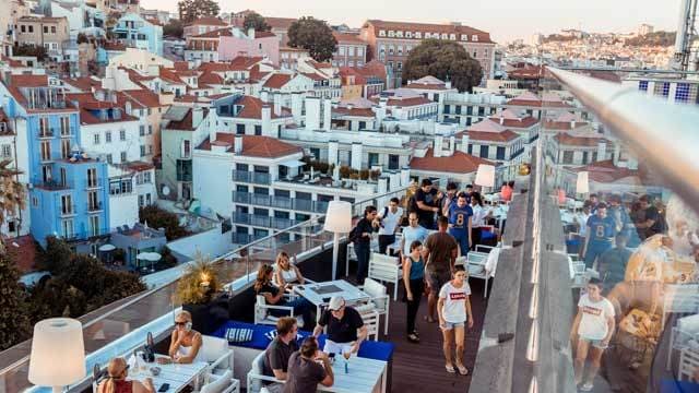 Restaurants Rooftop Bar - Hotel Mundial