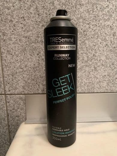 Product TRESemmé GetSleek hairspray