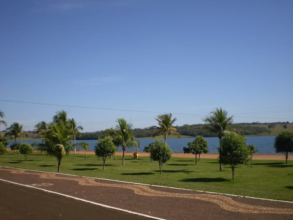 Lugar Avenida do Lago