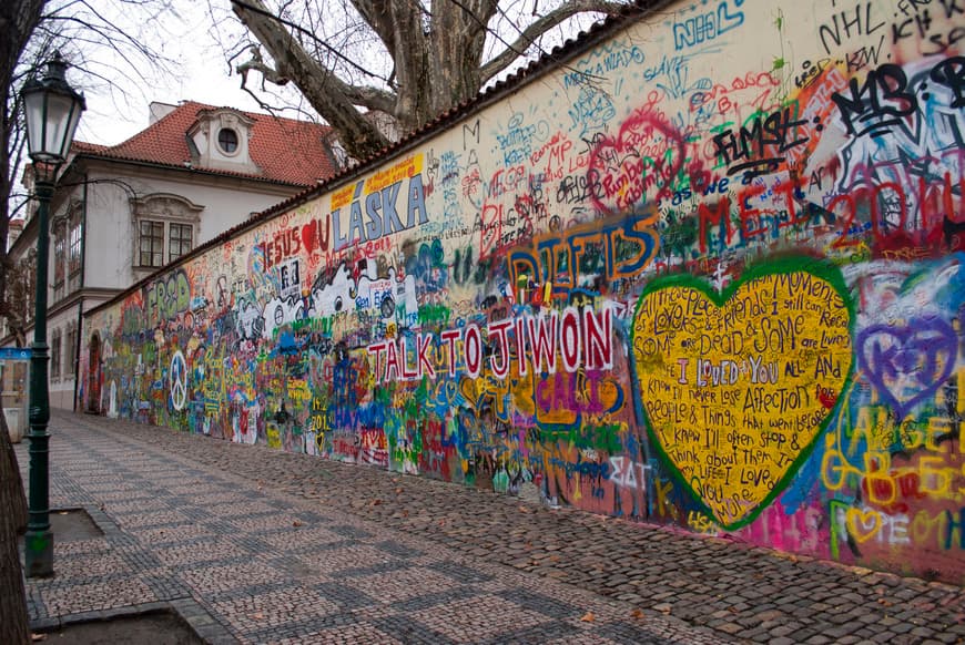 Lugar John Lennon Wall