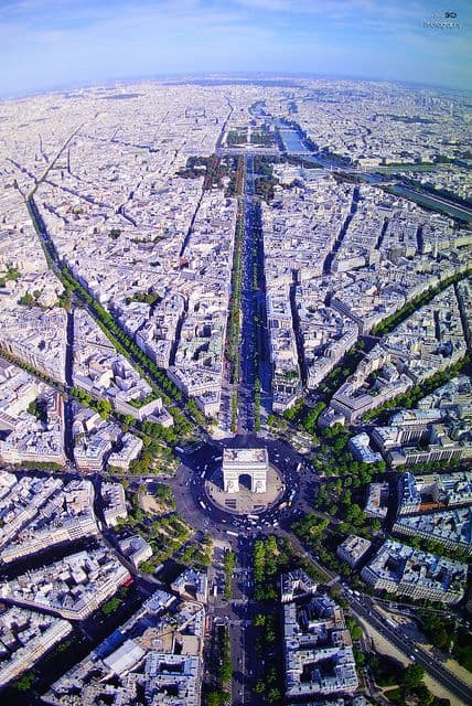 Place Champs-Élysées