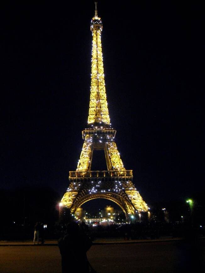 Place Torre Eiffel