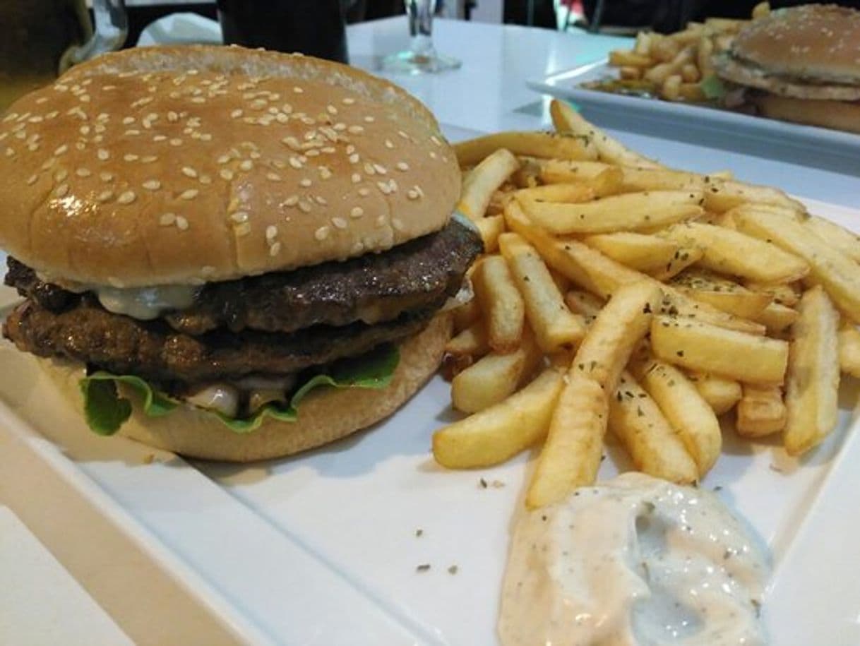 Restaurantes Caravela Burger Bar