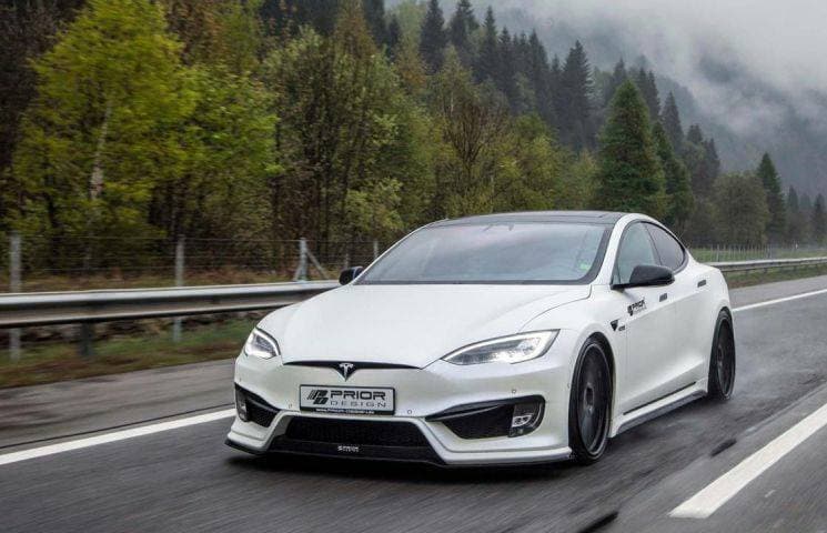 Moda Tesla P100d