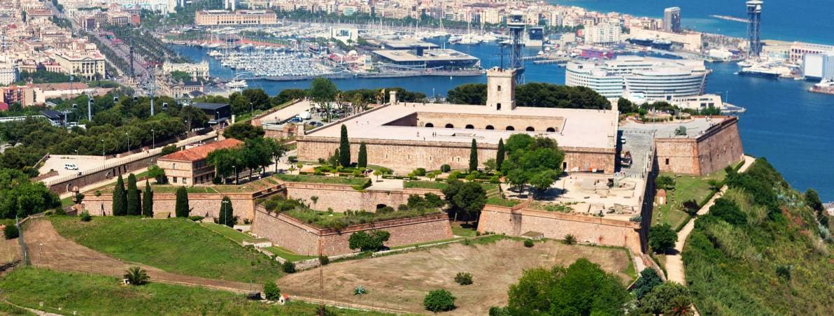 Place Castillo de Montjuïc