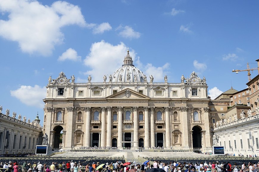 Place Basílica de San Pedro