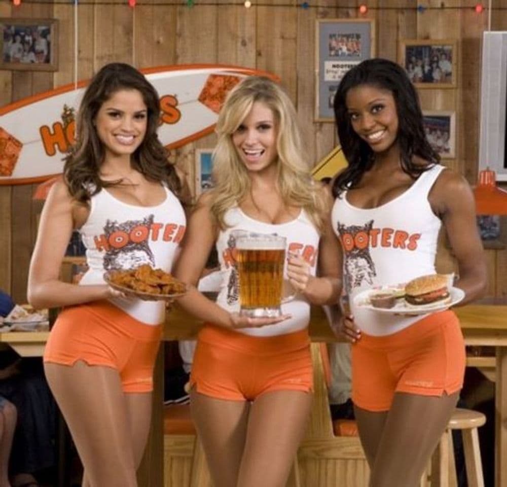 Restaurants Hooters