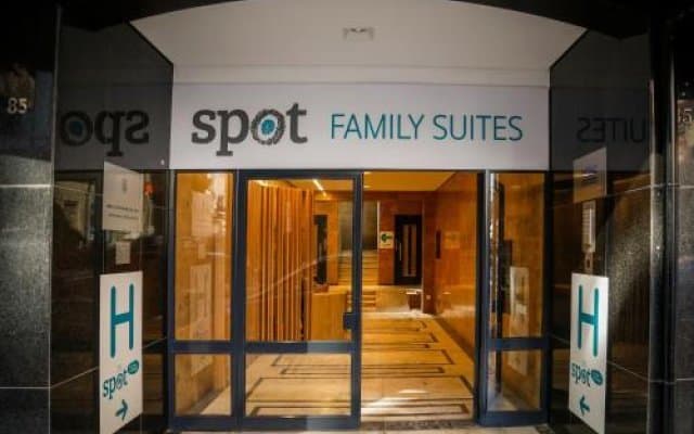 Place Hotel Spot Family Suites