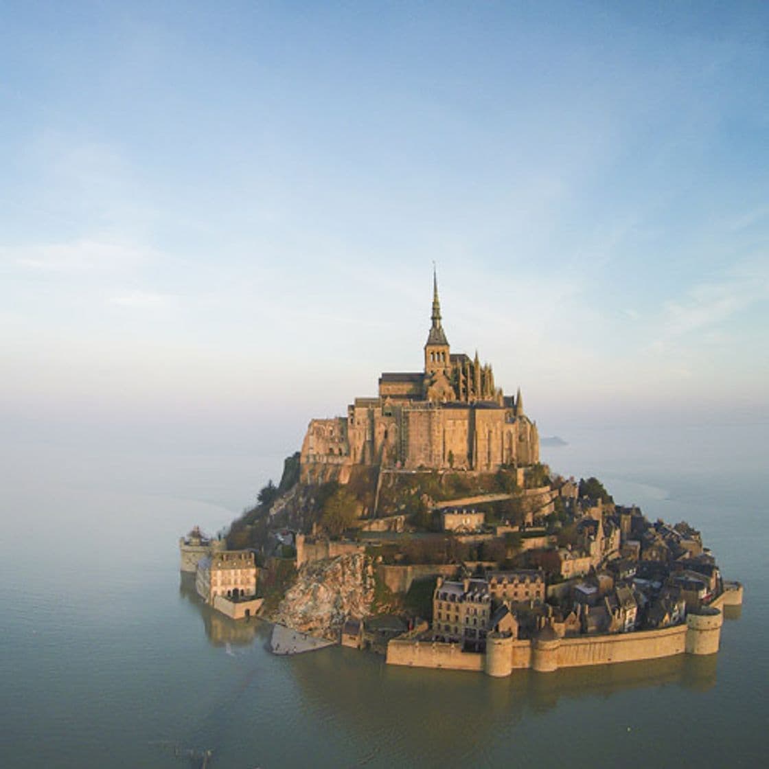 Lugar Le Mont-Saint-Michel