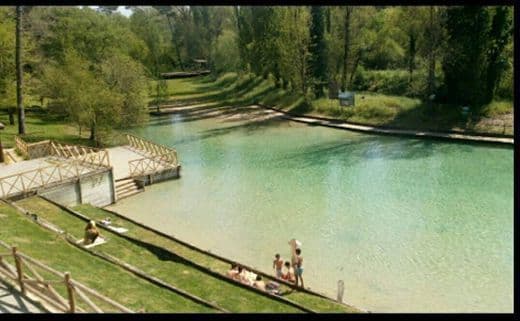 Place Olhos de fervença praia fluvial