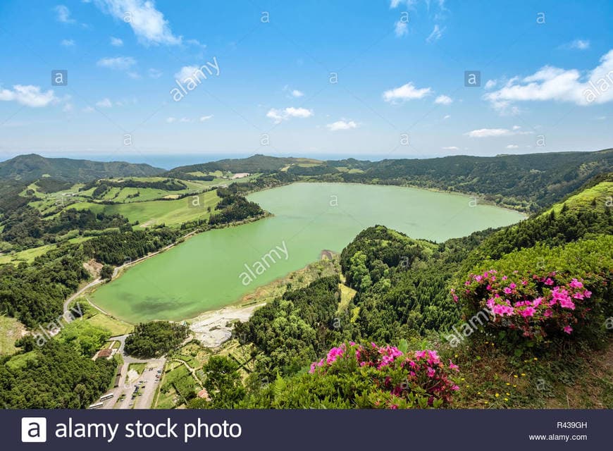 Place Furnas Lake