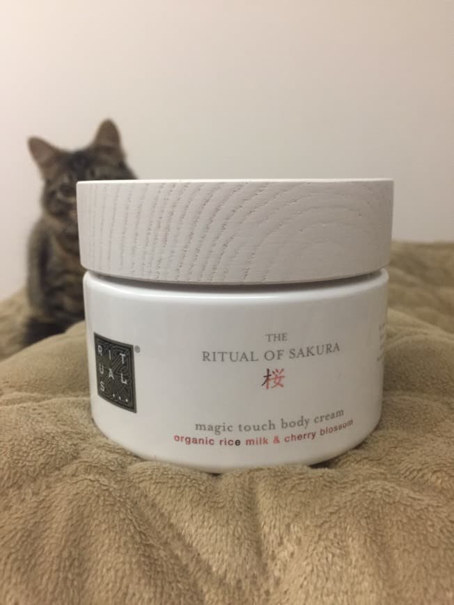 Fashion THE RITUAL OF SAKURA
Body Cream