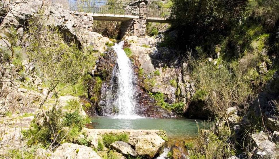 Place Penedo Furado de Foz do Arelho