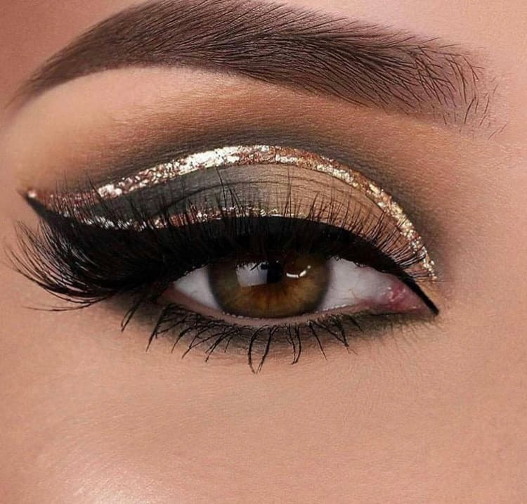 Fashion Eye makeup 