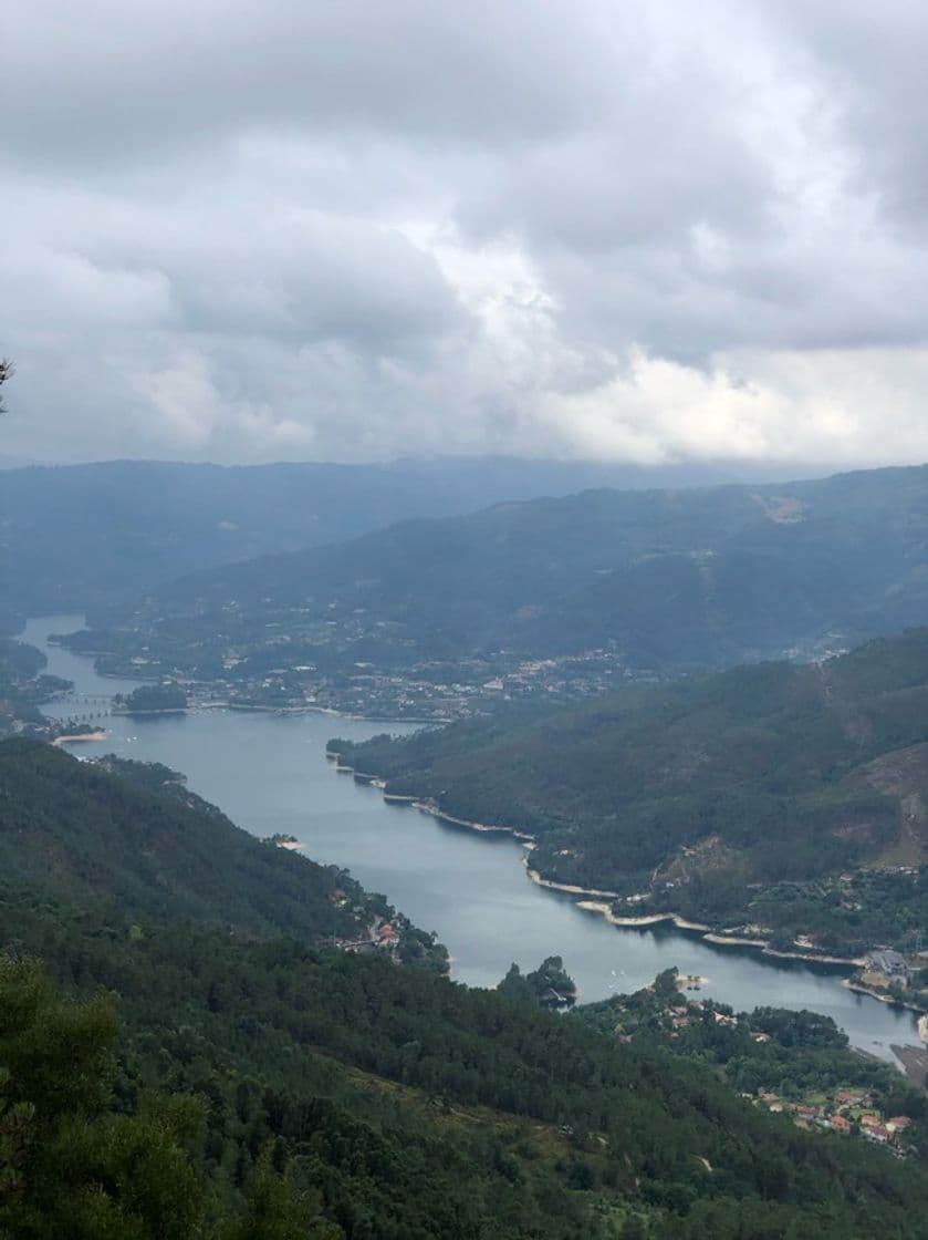 Place Miradouro da Pedra Bela