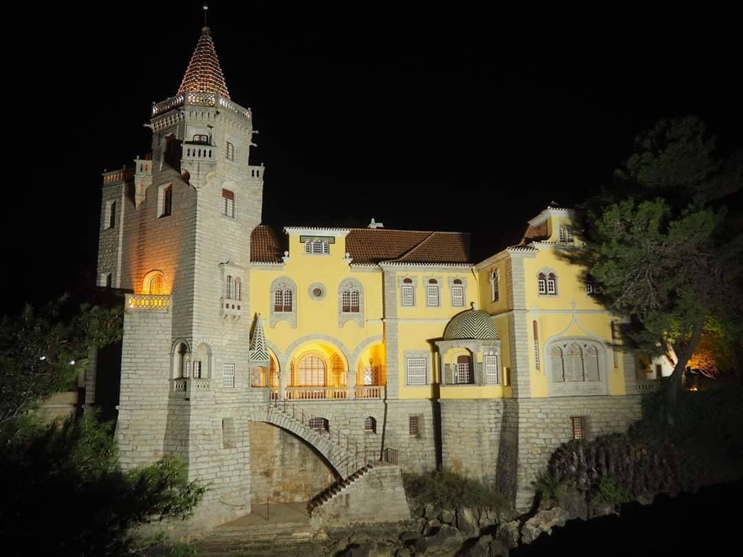 Lugar Museu Condes de Castro Guimarães