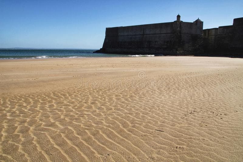 Place Torre's beach