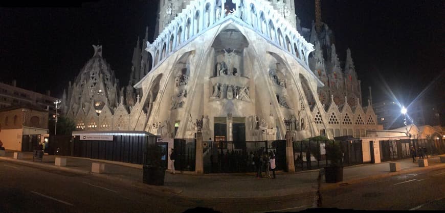 Lugar Sagrada Familia