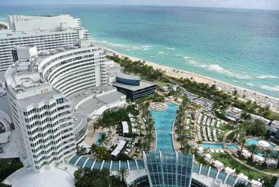 Lugar Fontainebleau Miami Beach