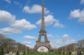 Place Torre Eiffel