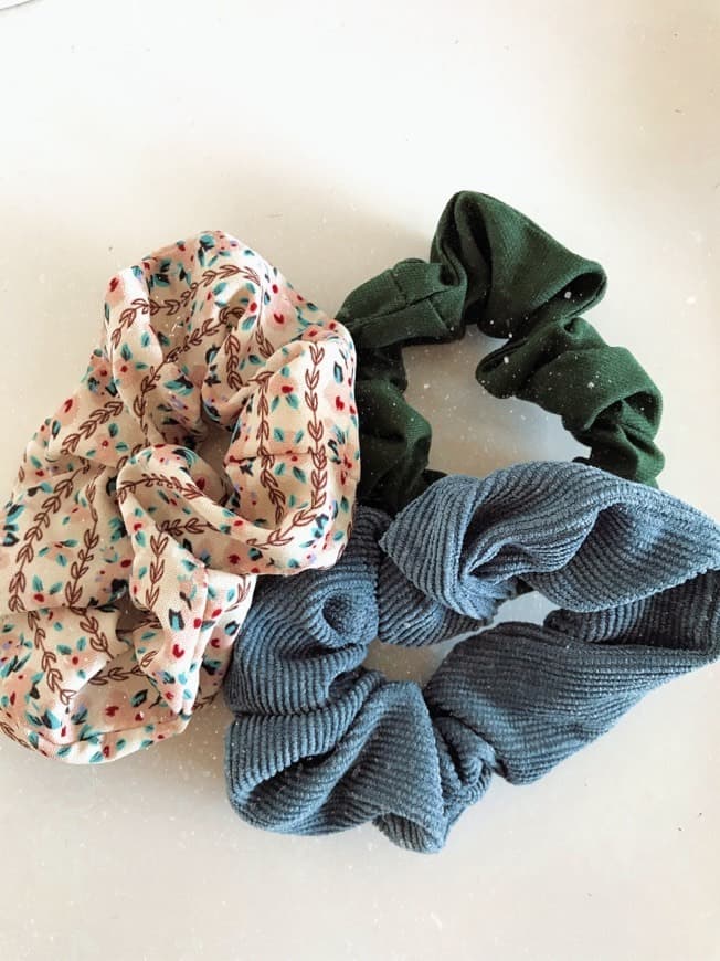 Moda Scrunchies 🤩 PULL&BEAR 