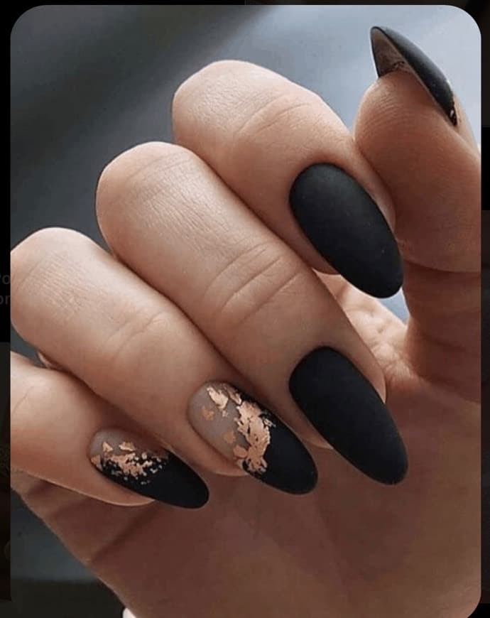 Moda Nails 