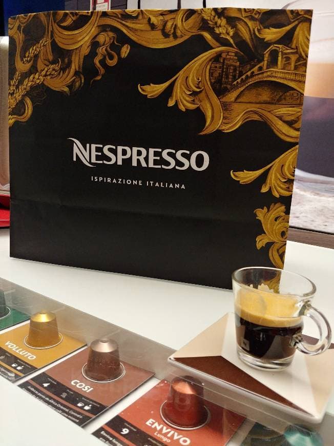 Place Boutique Nespresso CascaiShopping