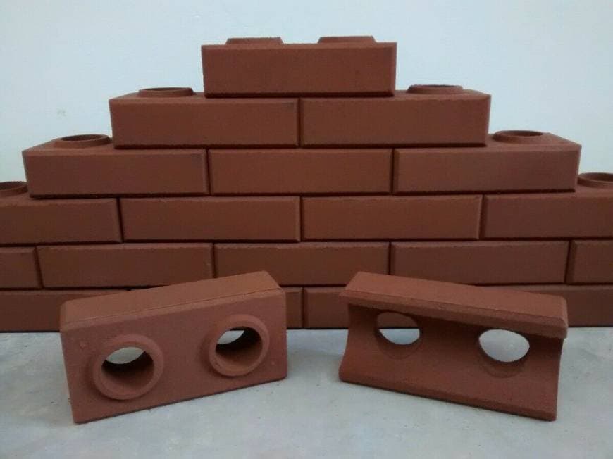 Product moldes para hacer ladrillos tipo lego ecologicos en formato 