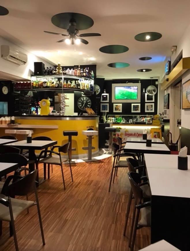 Restaurantes Caravela Burger Bar