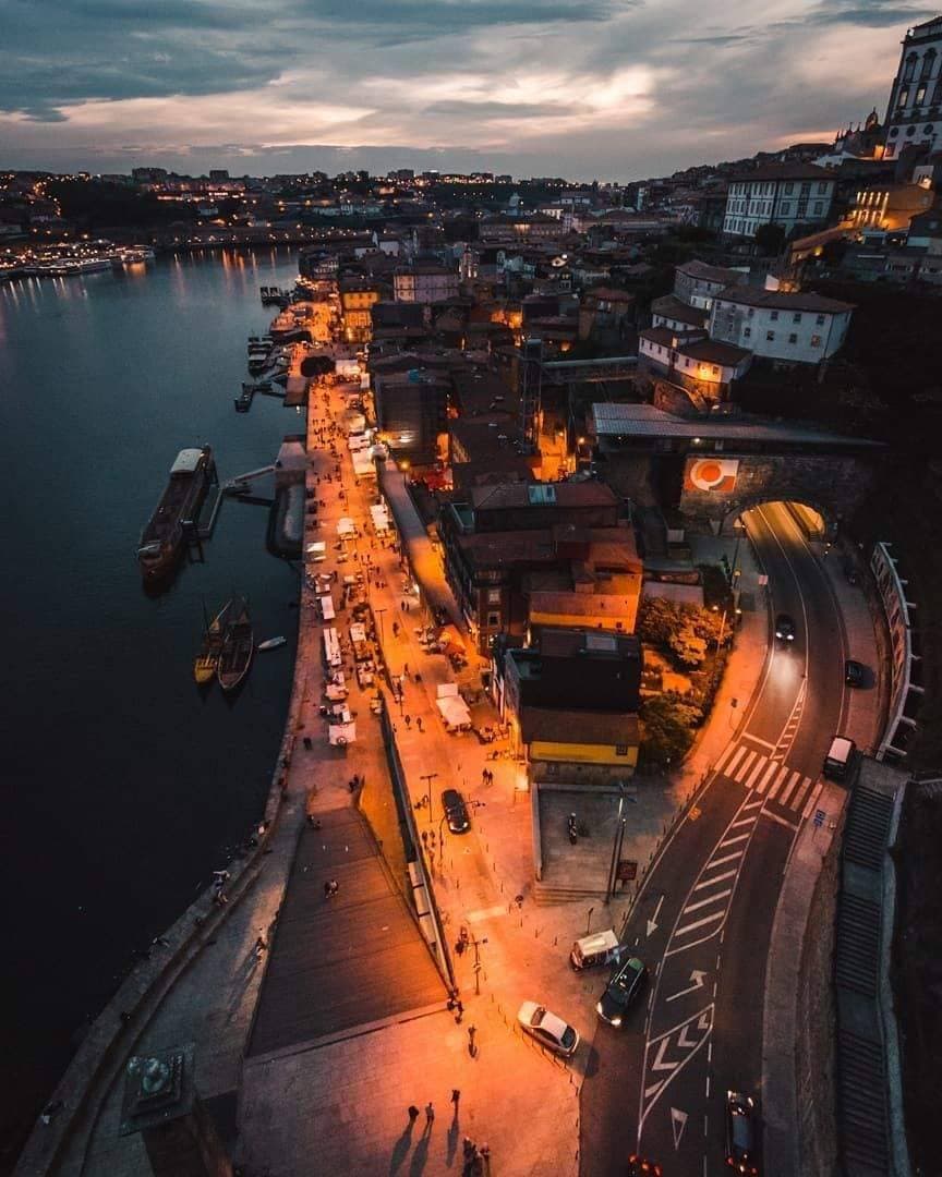 Lugar Ribeira do Porto