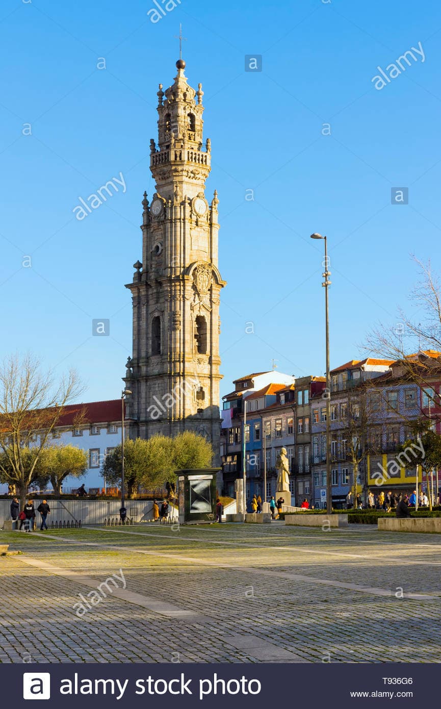 Place Clérigos Tower