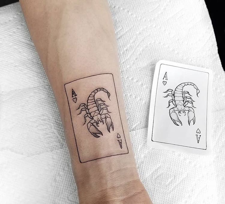 Moda Tatto Carta Escorpião