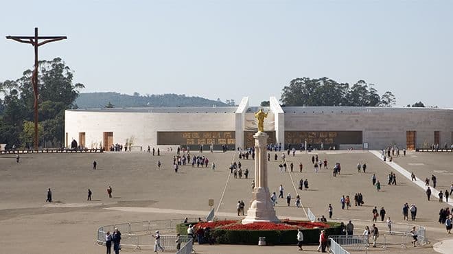 Lugar Basílica da Santíssima Trindade