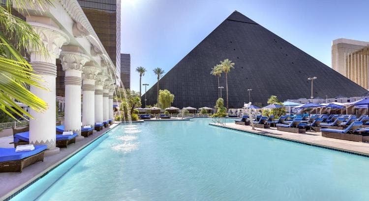 Lugar Luxor Hotel