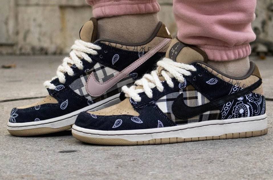 Fashion Nike SB dunk low "travis scoot"