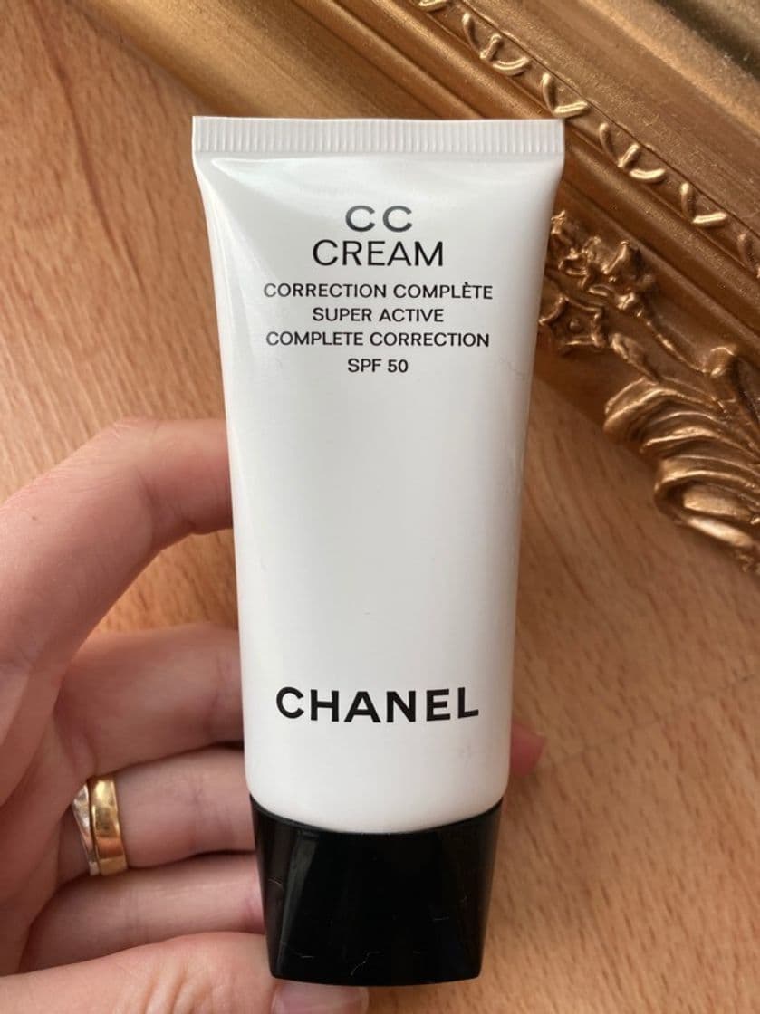 Beauty Chanel - CC Cream SPF50