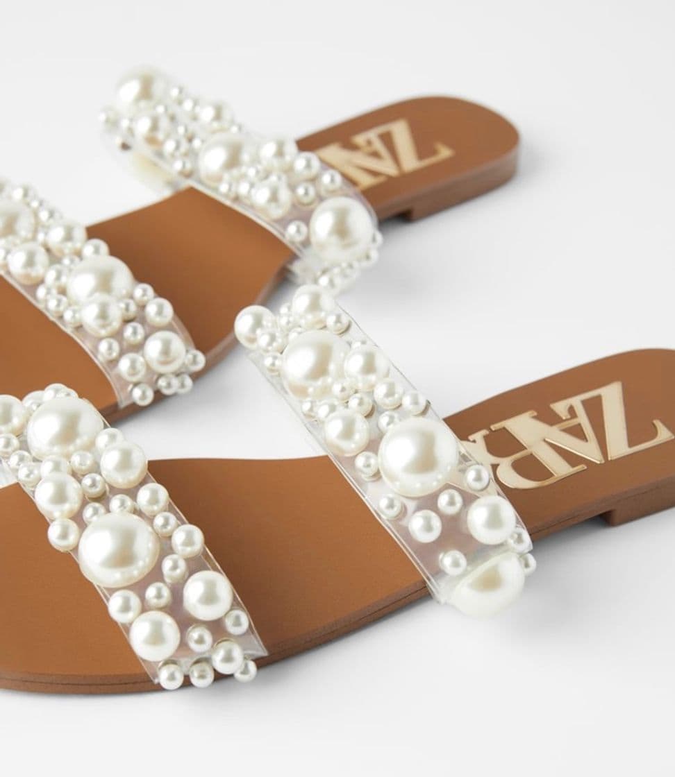 Producto Zara Flat Vinyl Pearl Bead Sandals