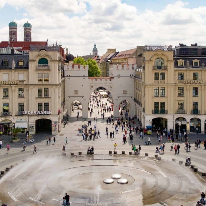 Place Karlsplatz